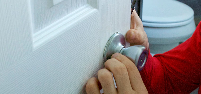 Vintage Door Knob Replacement in Ripon, CA